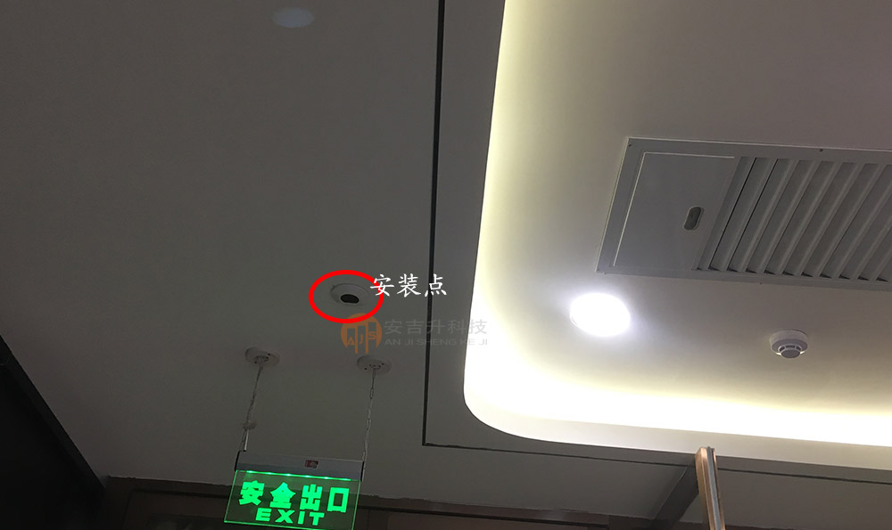 天津廣播電視塔采用安吉升客流統計系統管理客流(圖2) 天塔安裝2.jpg